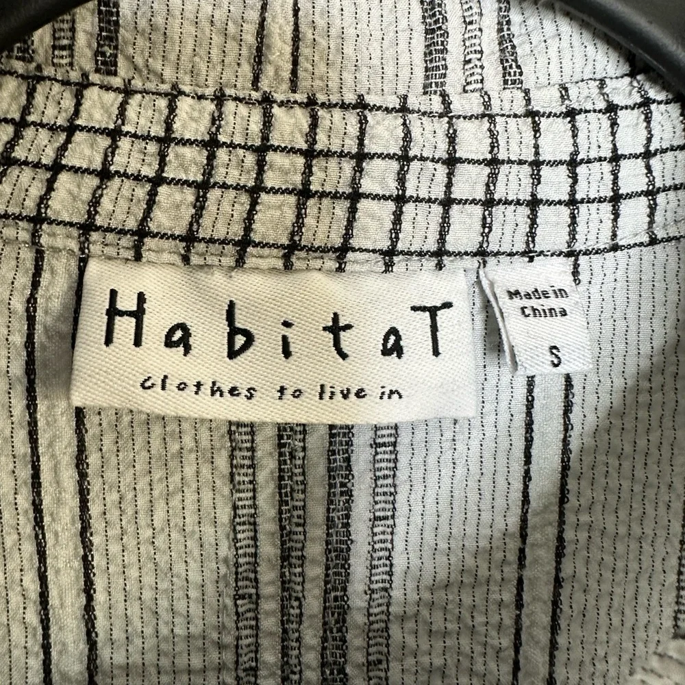Habitat White Black Textured Striped Buttoned Blouse Size Small - Picture 7 of 8